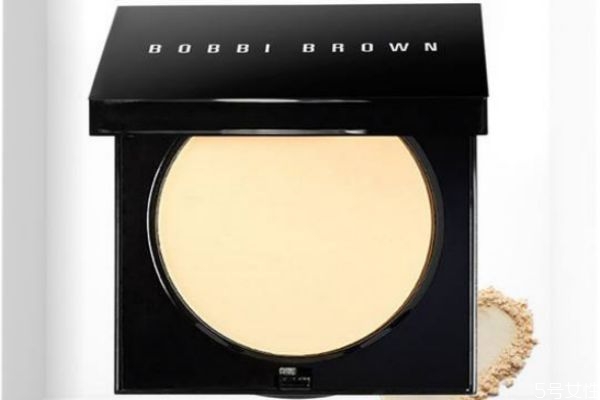 bobbi brown羽柔蜜粉餅怎樣 芭比波朗羽柔蜜粉餅好用嗎 bobbi brown羽柔蜜粉餅怎樣 芭比波朗羽柔蜜粉餅好用嗎
