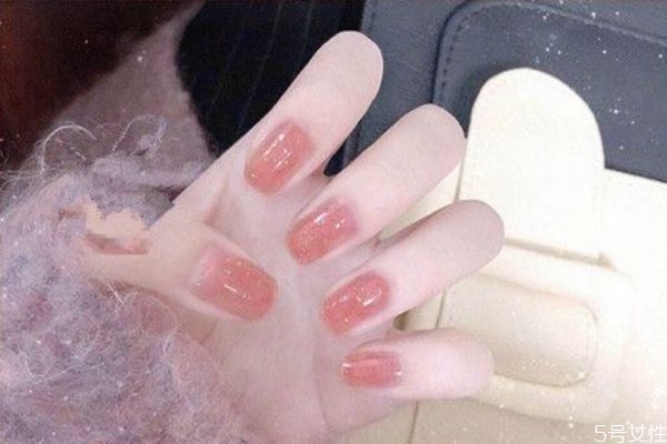 悅詩風(fēng)吟指甲油熱門色 悅詩風(fēng)吟指甲油色號(hào)推薦 悅詩風(fēng)吟指甲油熱門色 悅詩風(fēng)吟指甲油色號(hào)推薦