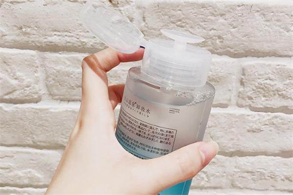 出云溫泉卸妝水怎么樣 出云溫泉卸妝水合格嗎 出云溫泉卸妝水怎么樣 出云溫泉卸妝水合格嗎