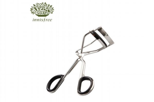 睫毛夾怎樣夾下睫毛 下眼睫毛怎么夾 睫毛夾怎樣夾下睫毛 下眼睫毛怎么夾