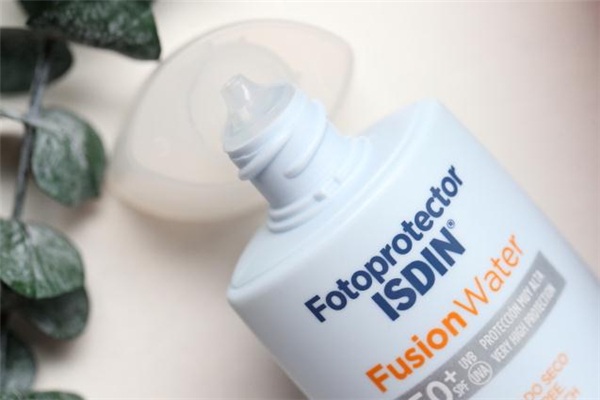 怡思丁防曬霜真假辨別 怡思丁防曬霜含酒精嗎 怡思丁防曬霜真假辨別 怡思丁防曬霜含酒精嗎