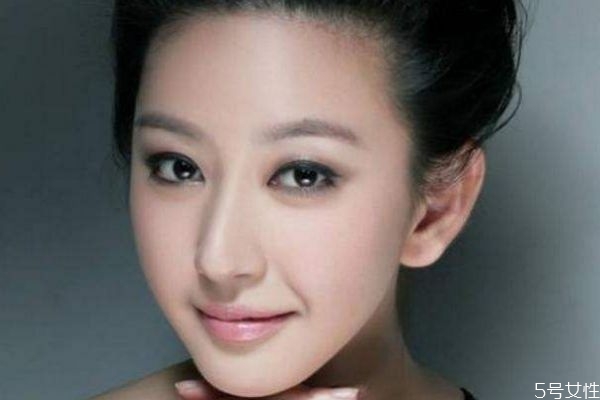 什么是縮小鼻頭手術(shù)呢 縮小鼻頭的手術(shù)危險大嗎 什么是縮小鼻頭手術(shù)呢 縮小鼻頭的手術(shù)危險大嗎