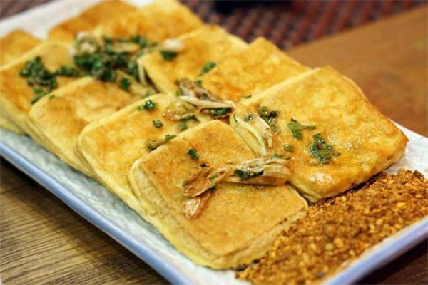 包漿豆腐怎么炸不會(huì)爛 包漿豆腐好吃嗎 包漿豆腐怎么炸不會(huì)爛 包漿豆腐好吃嗎