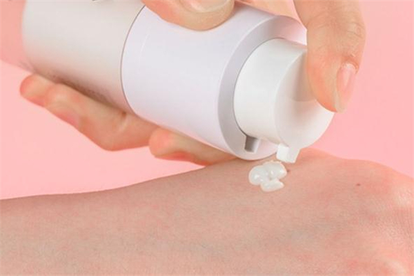 菲洛嘉眼霜真假辨別 菲洛嘉眼霜怎么打開 菲洛嘉眼霜真假辨別 菲洛嘉眼霜怎么打開