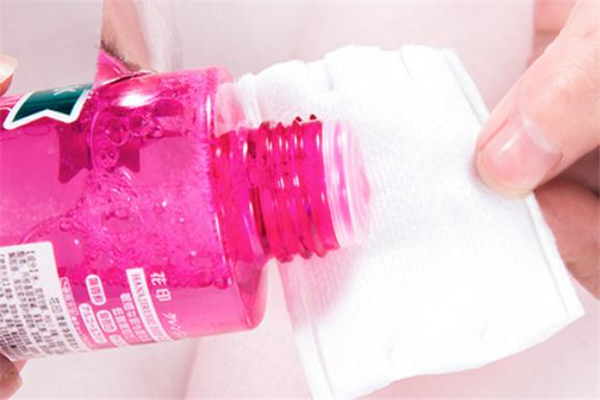 花印卸妝水可以卸口紅嗎 花印卸妝水可以不用卸妝棉嗎 花印卸妝水可以卸口紅嗎 花印卸妝水可以不用卸妝棉嗎