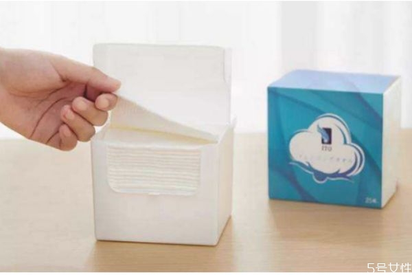 洗臉巾能濕敷化妝水嗎 洗臉巾和化妝棉的區(qū)別 洗臉巾能濕敷化妝水嗎 洗臉巾和化妝棉的區(qū)別