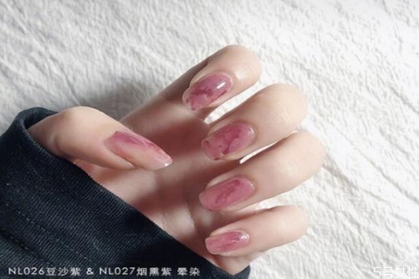 2020性冷淡美甲有哪些 性冷淡風格美甲圖片 2020性冷淡美甲有哪些 性冷淡風格美甲圖片