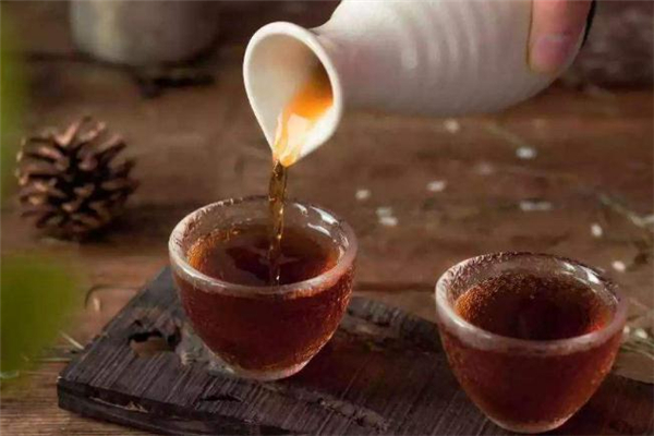 黃酒開封一年還能喝嗎 喝了過期黃酒會怎樣 黃酒開封一年還能喝嗎 喝了過期黃酒會怎樣