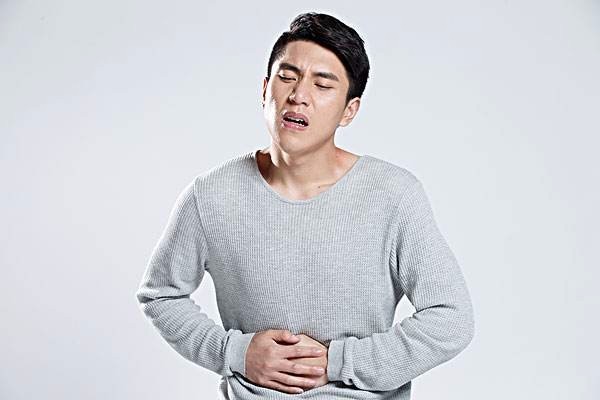 練瑜伽可以改善便秘嗎 做什么運動對便秘有幫助 練瑜伽可以改善便秘嗎 做什么運動對便秘有幫助