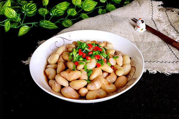 生吃菱角有什么危險 菱角怎么吃最好 生吃菱角有什么危險 菱角怎么吃最好