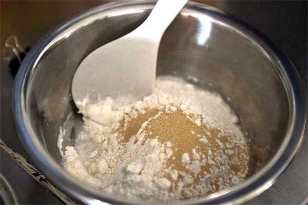 冬天酵母粉怎樣發(fā)面快 冬天酵母發(fā)面多長時(shí)間最好 冬天酵母粉怎樣發(fā)面快 冬天酵母發(fā)面多長時(shí)間最好