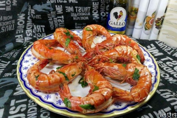 高血壓可以吃竹節(jié)蝦嗎 高血壓不能吃什么呢 高血壓可以吃竹節(jié)蝦嗎 高血壓不能吃什么呢