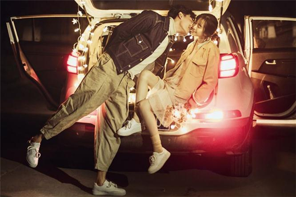 愛情中太主動算卑微嗎 愛情中太主動容易受傷嗎 愛情中太主動算卑微嗎 愛情中太主動容易受傷嗎