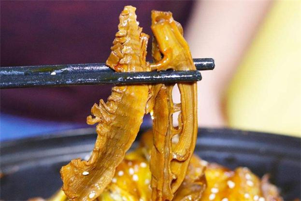 哺乳期可以吃筍干嗎 哺乳期吃筍干會(huì)回奶嗎 哺乳期可以吃筍干嗎 哺乳期吃筍干會(huì)回奶嗎