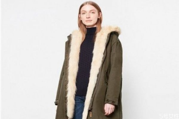 派克服和羽絨服哪個暖和 派克服和羽絨服區(qū)別 派克服和羽絨服哪個暖和 派克服和羽絨服區(qū)別