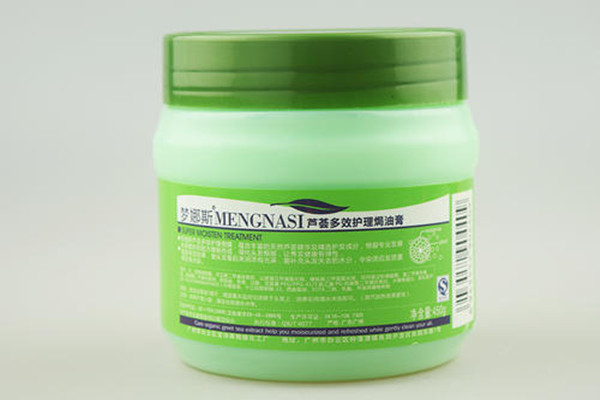 使用免蒸焗油膏要注意什么 焗油和染發(fā)有什么區(qū)別 使用免蒸焗油膏要注意什么 焗油和染發(fā)有什么區(qū)別