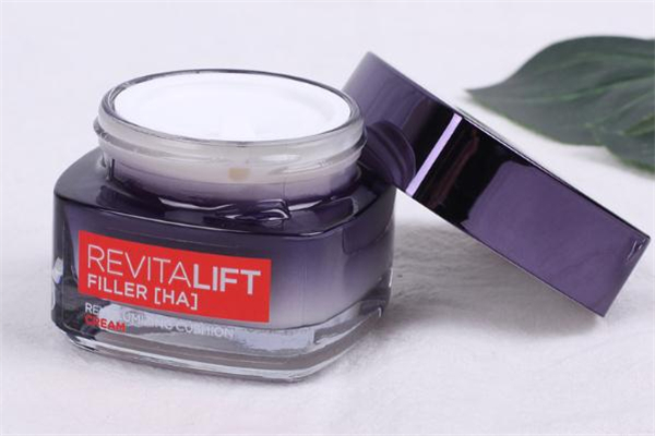 歐萊雅零點霜適合什么年齡用 歐萊雅零點霜適合油皮嗎 歐萊雅零點霜適合什么年齡用 歐萊雅零點霜適合油皮嗎