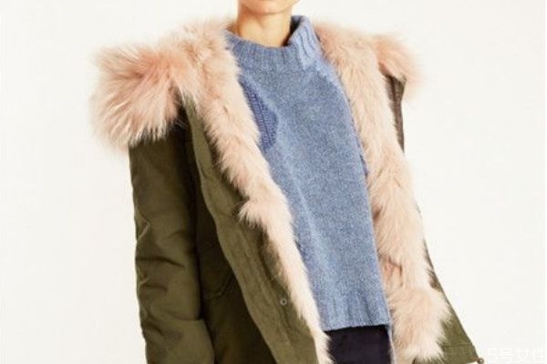 派克服和羽絨服哪個暖和 派克服和羽絨服區(qū)別 派克服和羽絨服哪個暖和 派克服和羽絨服區(qū)別