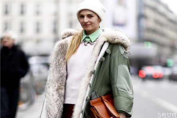 派克服怎么穿才好看 派克大衣怎么搭配 派克服怎么穿才好看 派克大衣怎么搭配