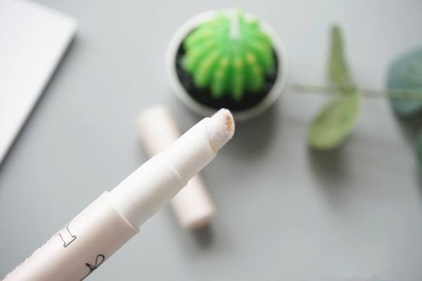 如何挑選遮瑕筆 遮瑕筆如何遮細紋 如何挑選遮瑕筆 遮瑕筆如何遮細紋