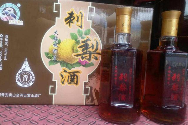 刺梨酒的泡制方法 刺梨酒的功效與作用 刺梨酒的泡制方法 刺梨酒的功效與作用