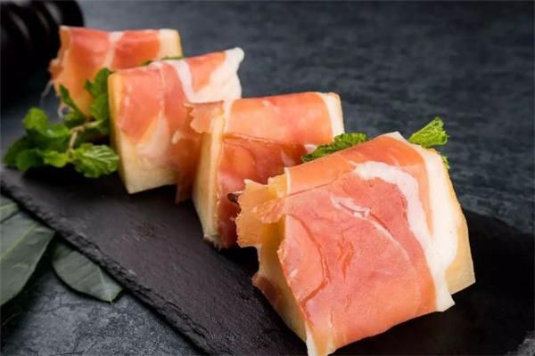 西班牙火腿可以帶回國(guó)嗎 西班牙火腿能帶上飛機(jī)嗎 西班牙火腿可以帶回國(guó)嗎 西班牙火腿能帶上飛機(jī)嗎