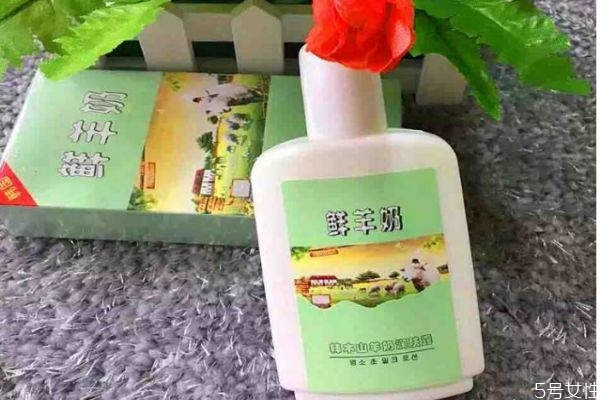 潤(rùn)膚露的作用 潤(rùn)膚露主要擦哪里 潤(rùn)膚露的作用 潤(rùn)膚露主要擦哪里