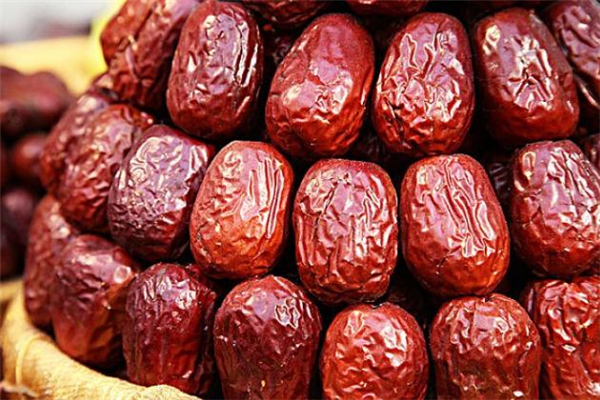 狗頭棗一級好還是二級好 狗頭棗怎么分辨好壞 狗頭棗一級好還是二級好 狗頭棗怎么分辨好壞