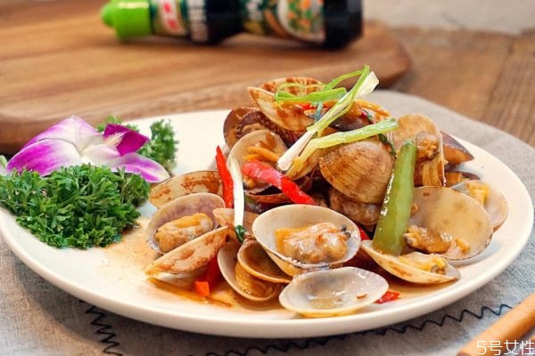 如何挑選新鮮的花甲 挑選花甲的方法有什么 如何挑選新鮮的花甲 挑選花甲的方法有什么