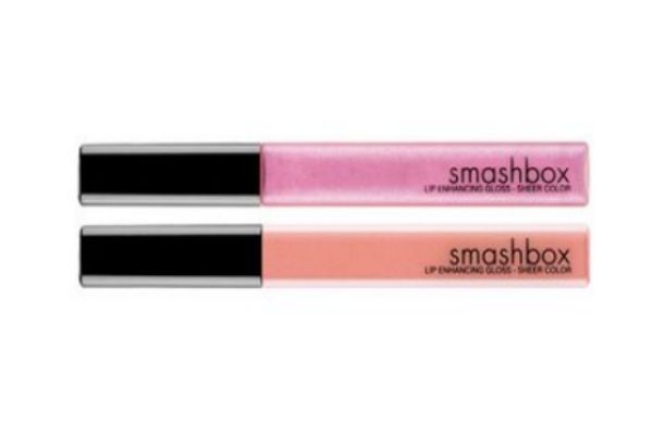 唇蜜和潤唇膏的區(qū)別 唇蜜和唇膏怎么搭配用 唇蜜和潤唇膏的區(qū)別 唇蜜和唇膏怎么搭配用