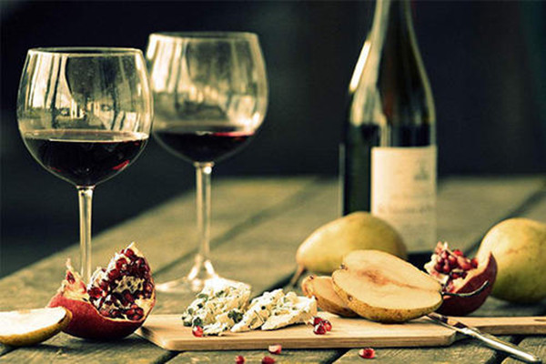 乙肝患者能喝酒嗎 紅酒對乙肝患者有什么影響 乙肝患者能喝酒嗎 紅酒對乙肝患者有什么影響