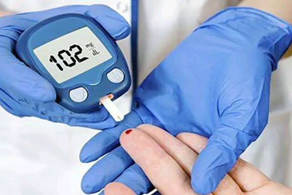 怎么判斷自己是不是血糖高 血糖高舌頭是怎樣的 怎么判斷自己是不是血糖高 血糖高舌頭是怎樣的