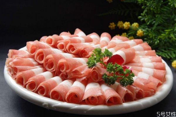 鴨肉和羊肉能可以一起燉嗎 鴨肉和羊肉哪個(gè)營(yíng)養(yǎng)價(jià)值高 鴨肉和羊肉能可以一起燉嗎 鴨肉和羊肉哪個(gè)營(yíng)養(yǎng)價(jià)值高