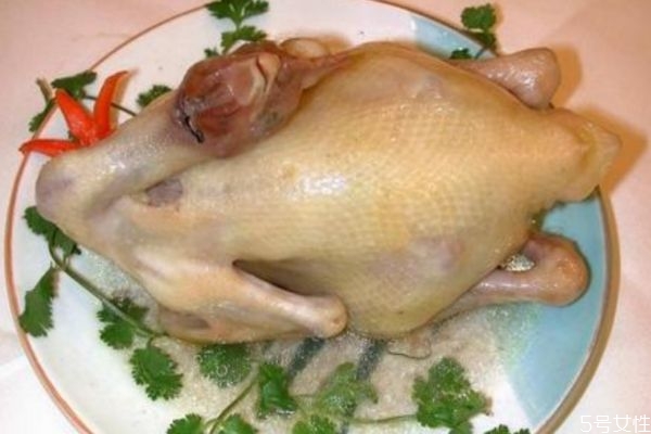 鴨肉和羊肉能可以一起燉嗎 鴨肉和羊肉哪個(gè)營(yíng)養(yǎng)價(jià)值高 鴨肉和羊肉能可以一起燉嗎 鴨肉和羊肉哪個(gè)營(yíng)養(yǎng)價(jià)值高