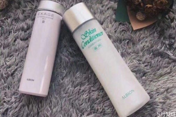 奧爾濱水乳后用精華嗎 奧爾濱水乳和精華使用順序 奧爾濱水乳后用精華嗎 奧爾濱水乳和精華使用順序