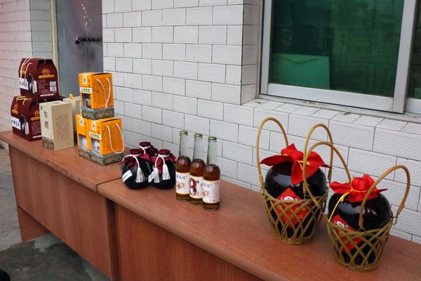 黃酒和花雕酒的區(qū)別 黃酒和花雕酒哪個好喝 黃酒和花雕酒的區(qū)別 黃酒和花雕酒哪個好喝