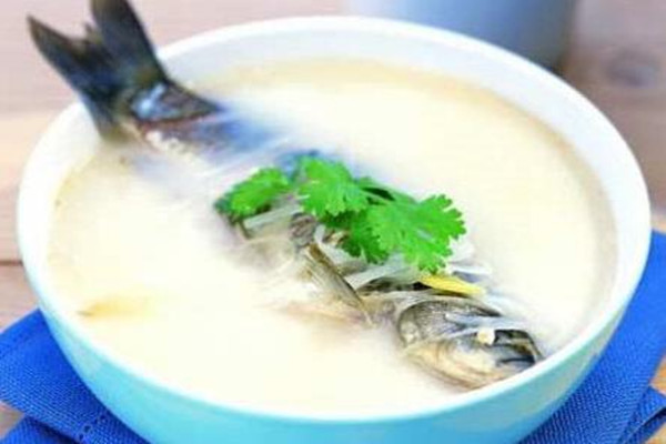 鯽魚湯含有蛋白質(zhì)嗎 ?鯽魚湯有什么功效 鯽魚湯含有蛋白質(zhì)嗎 ?鯽魚湯有什么功效