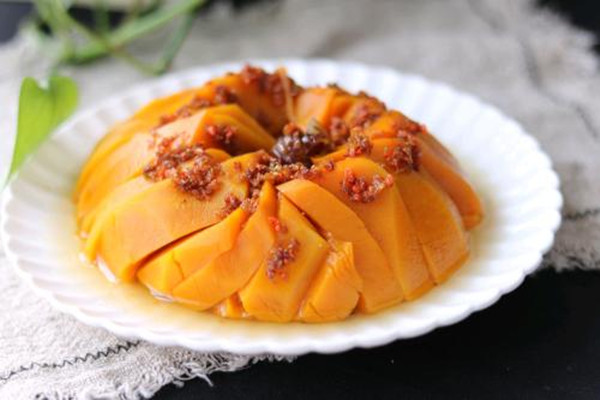 蒸南瓜用冷水還是熱水 蒸南瓜可以帶皮嗎 蒸南瓜用冷水還是熱水 蒸南瓜可以帶皮嗎