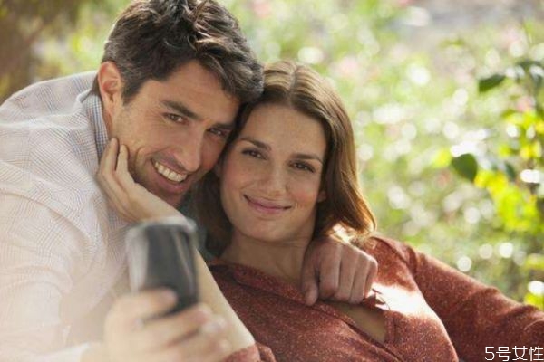 結(jié)婚后過(guò)年回誰(shuí)家 婚后回誰(shuí)家過(guò)年方案 結(jié)婚后過(guò)年回誰(shuí)家 婚后回誰(shuí)家過(guò)年方案