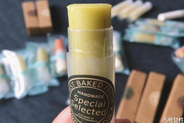 如何保養(yǎng)唇部 保養(yǎng)唇部的具體方法 如何保養(yǎng)唇部 保養(yǎng)唇部的具體方法