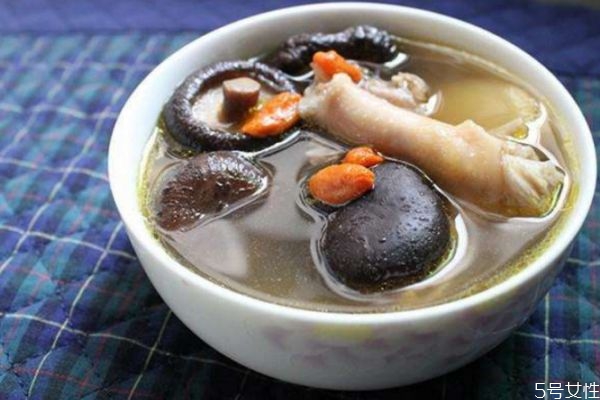 孕早期喝什么湯好 常見的安胎湯有什么 孕早期喝什么湯好 常見的安胎湯有什么