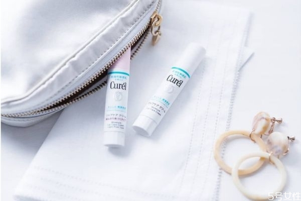 如何保養(yǎng)唇部 保養(yǎng)唇部的具體方法 如何保養(yǎng)唇部 保養(yǎng)唇部的具體方法