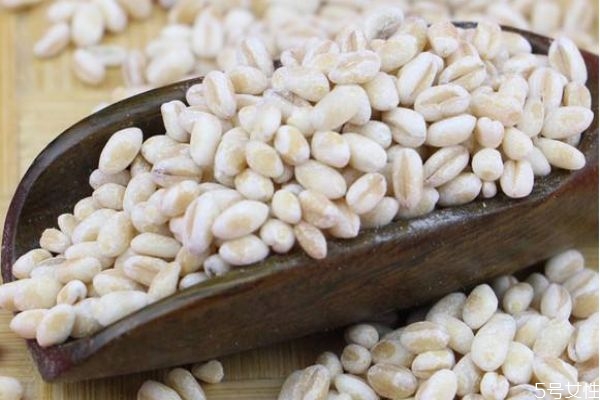 麥仁有什么營養(yǎng)價值呢 吃麥仁有什么好處呢 麥仁有什么營養(yǎng)價值呢 吃麥仁有什么好處呢