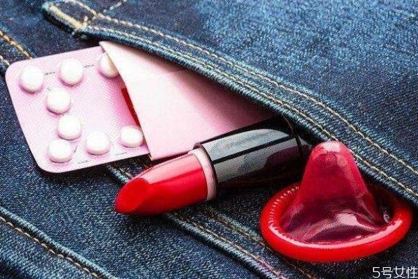 哺乳期可以吃避孕藥嗎 什么人群不能吃避孕藥 哺乳期可以吃避孕藥嗎 什么人群不能吃避孕藥