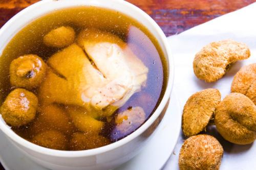 猴頭菇苦可以吃嗎 猴頭菇怎么去苦味 猴頭菇苦可以吃嗎 猴頭菇怎么去苦味