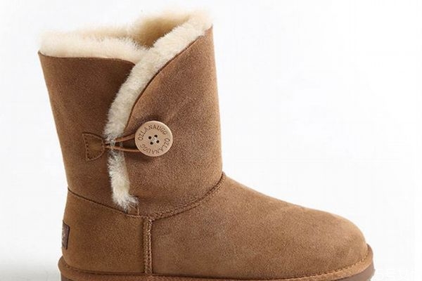 雪地靴中筒和短筒哪個好 雪地靴選購指南 雪地靴中筒和短筒哪個好 雪地靴選購指南