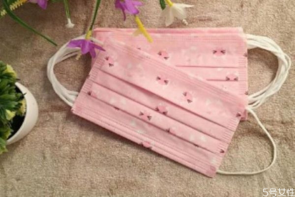 一次性口罩是什么垃圾 一次性口罩是醫(yī)療垃圾嗎 一次性口罩是什么垃圾 一次性口罩是醫(yī)療垃圾嗎