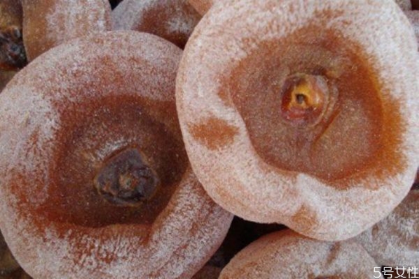 柿餅的熱量高嗎 吃柿餅會(huì)長(zhǎng)胖嗎 柿餅的熱量高嗎 吃柿餅會(huì)長(zhǎng)胖嗎