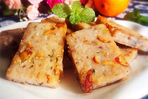 芋頭糕蒸多久能熟 芋頭糕沒(méi)熟能吃嗎 芋頭糕蒸多久能熟 芋頭糕沒(méi)熟能吃嗎