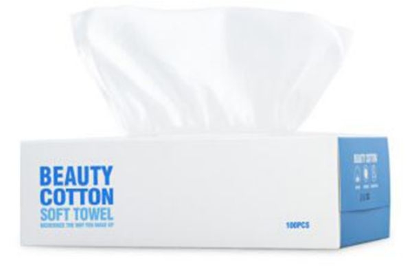 一次性洗臉巾沾水有味道正常嗎 洗臉巾有燒焦味的原理 一次性洗臉巾沾水有味道正常嗎 洗臉巾有燒焦味的原理